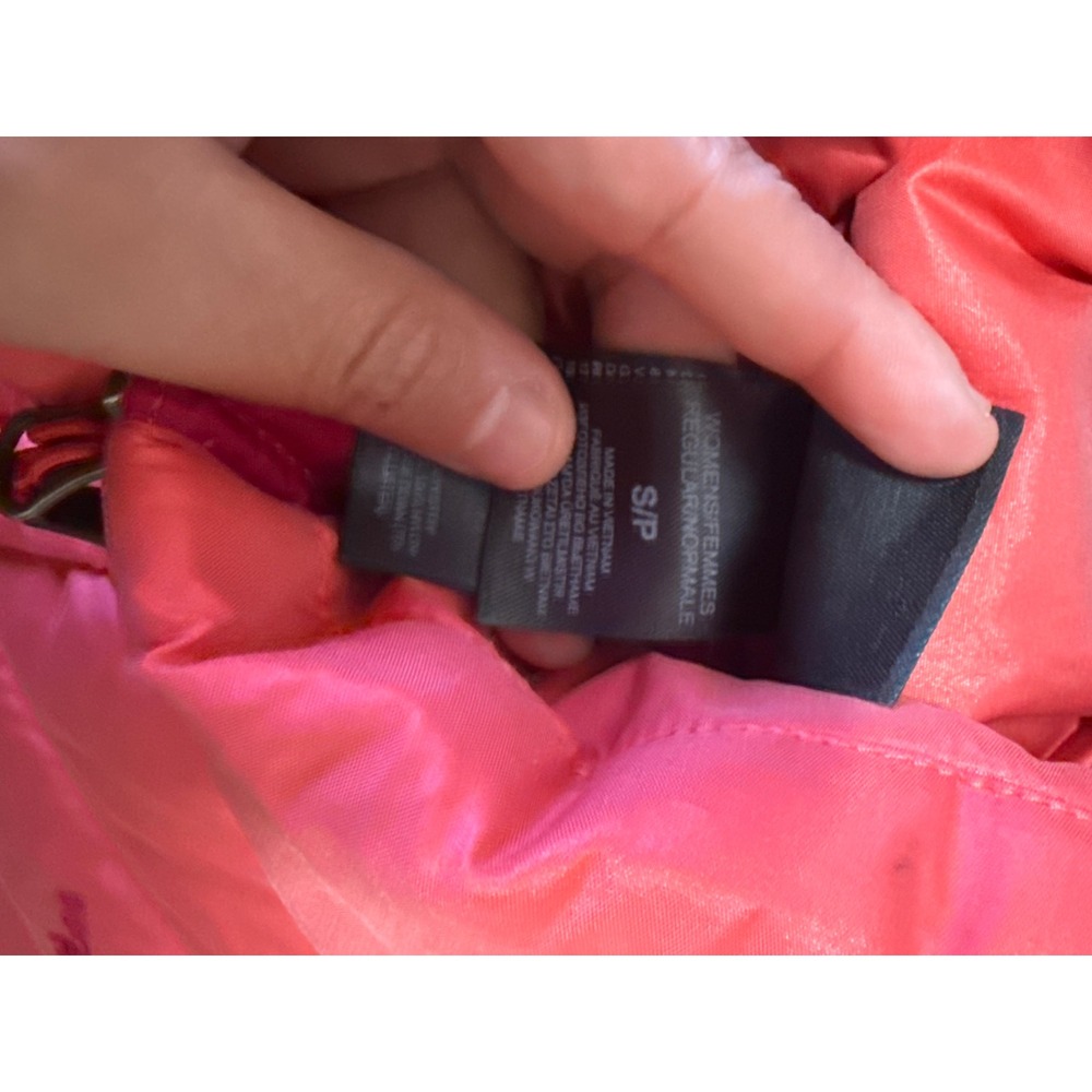 The North Face 550 Down Vest Women's Small Coral Pink Puffer Quilted Lightweight - Picture 7 of 7